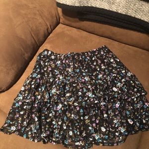 Black with small flowers ruffle skirt size M